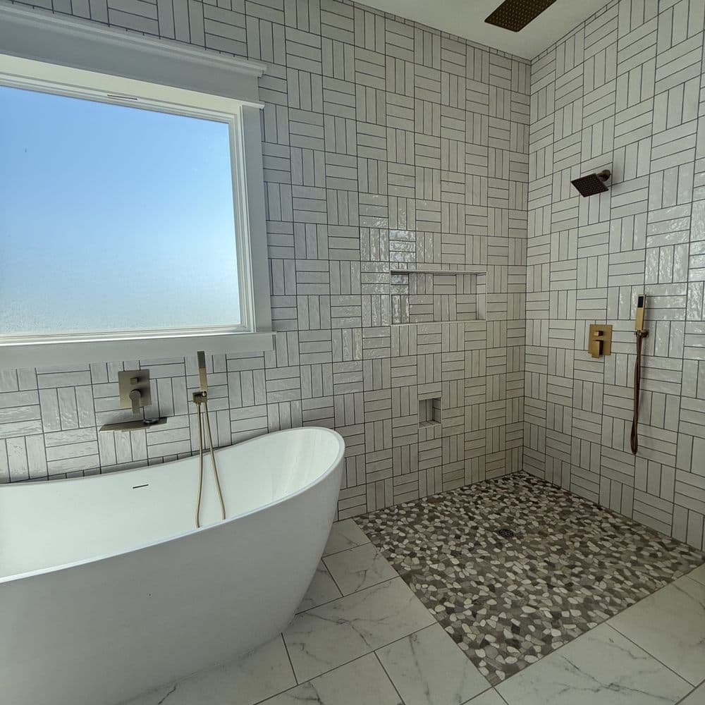 Bathtub & Walk-In Shower Combination
